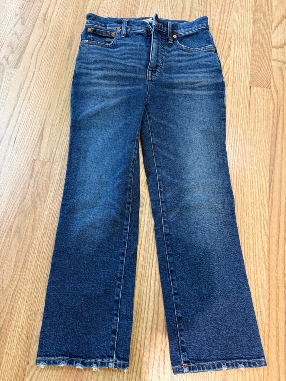 Madewell Slim Demi Boot cut Jean size 26P